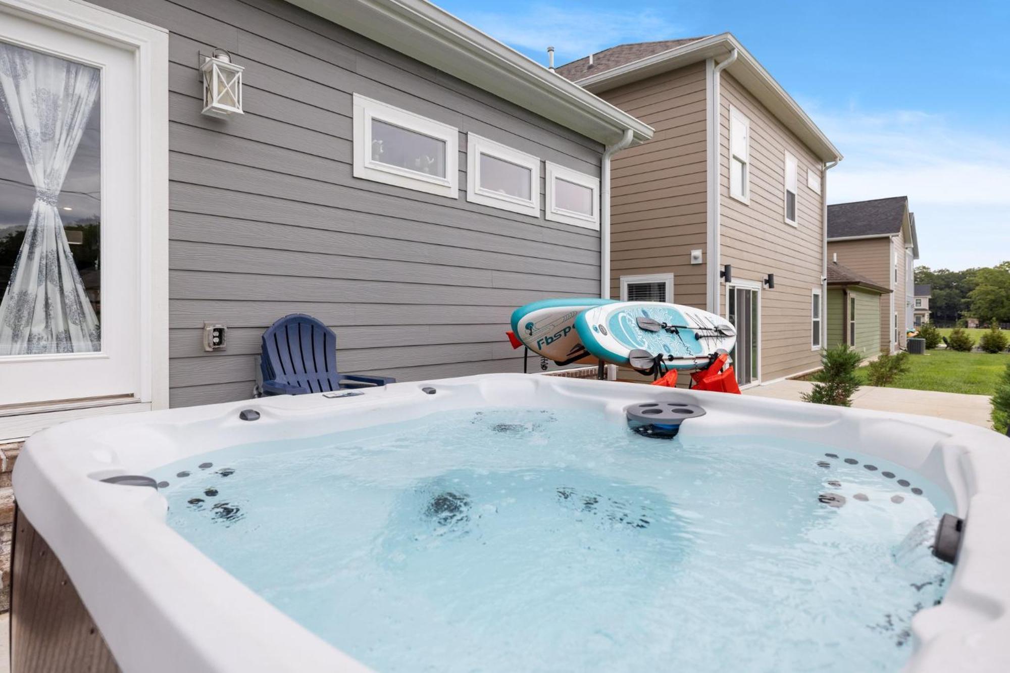 Cozy Lake Cottage W/ Kayaks, Sups, Pool & Firepit Winchester Dış mekan fotoğraf